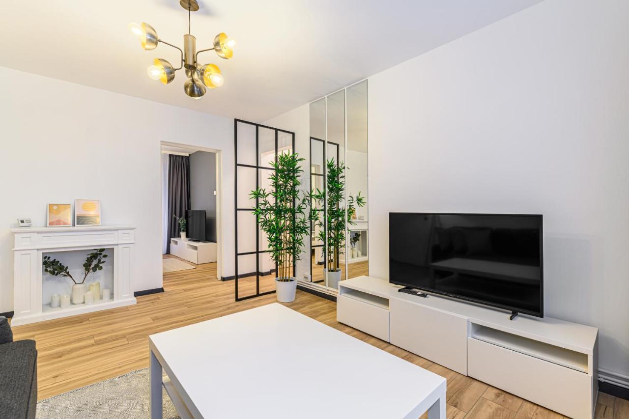 Travelers Hideout - Central Apartment Brasov Exterior photo