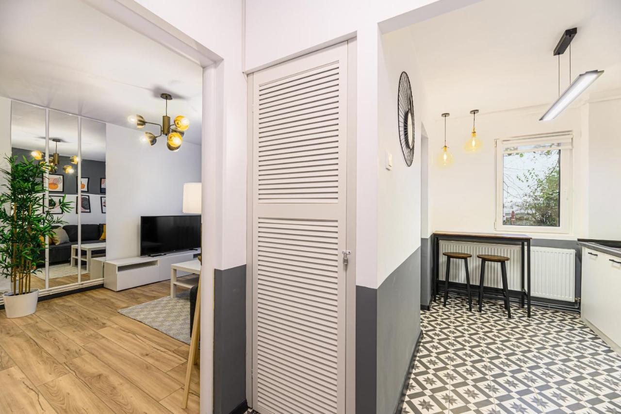 Travelers Hideout - Central Apartment Brasov Exterior photo